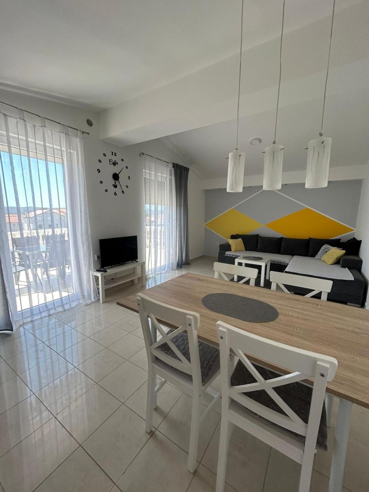 Apartman Lorna Турань Экстерьер фото