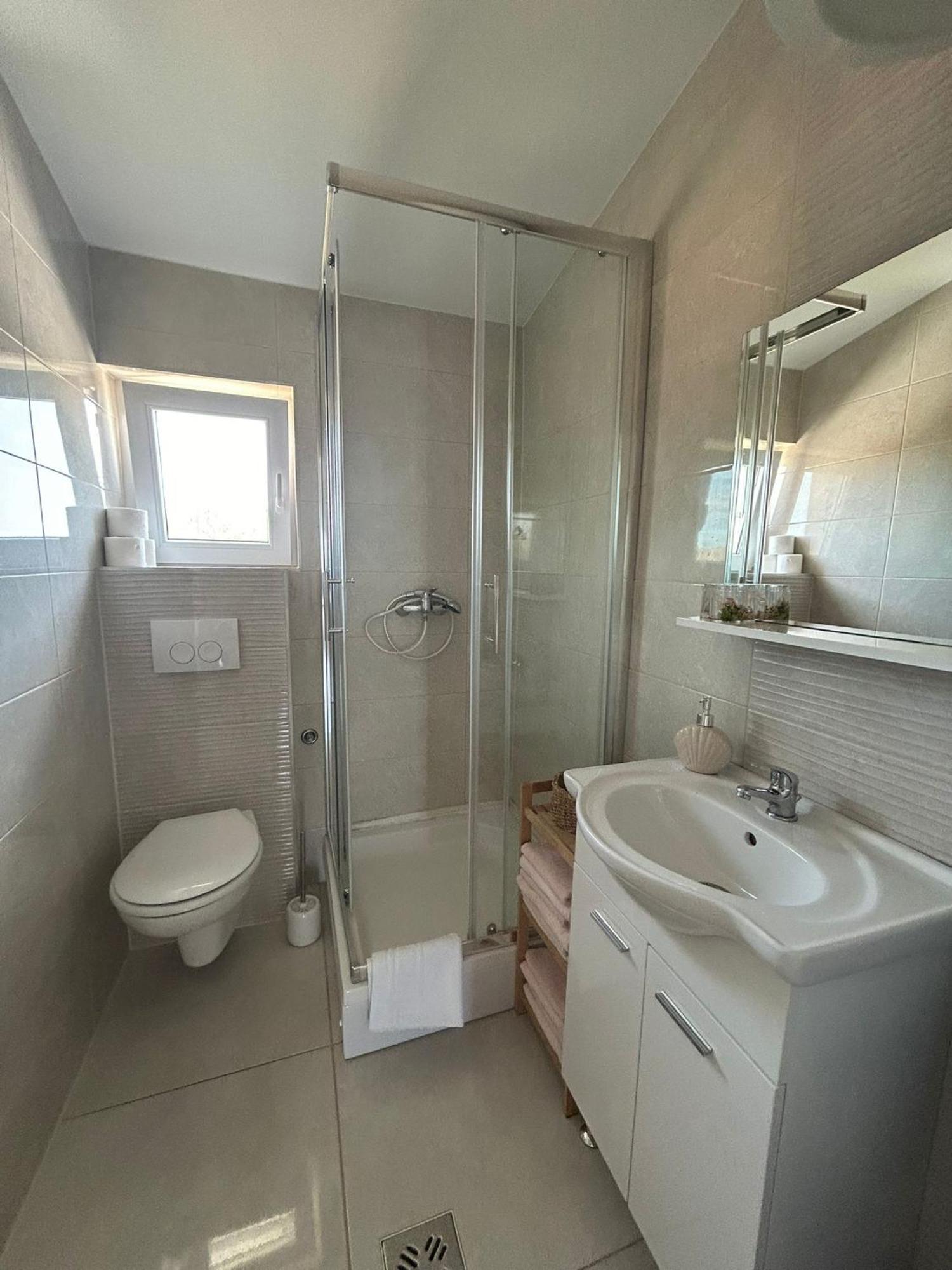 Apartman Lorna Турань Экстерьер фото